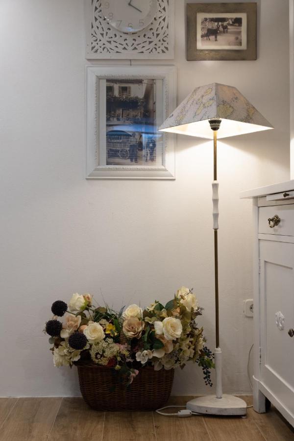 Charming Studio Apartment At House Rustica With Terrace And Nearby Parking Punat Bagian luar foto